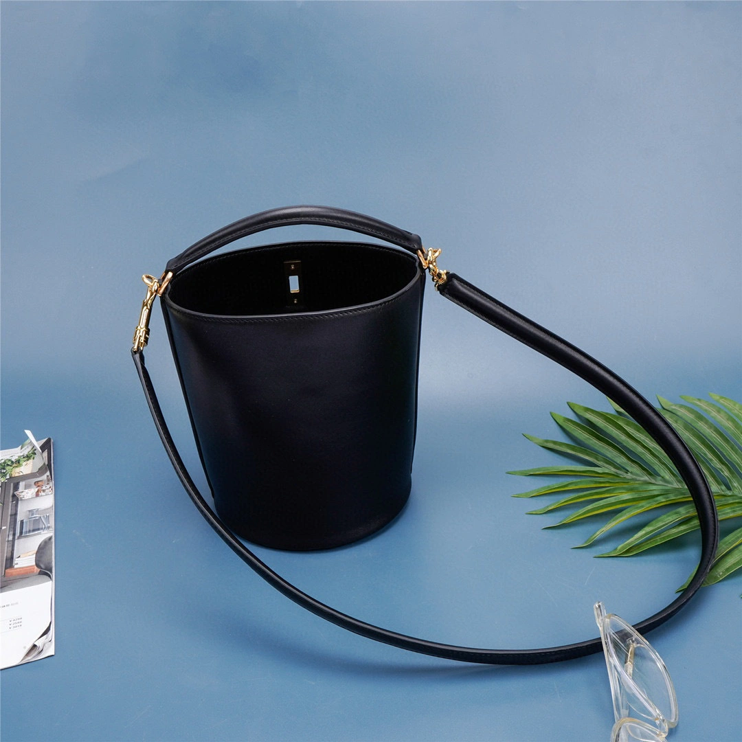 MOMO- high quality version 197573CR4-38NO TEEN BUCKET cowhide item：B-B000J2706C