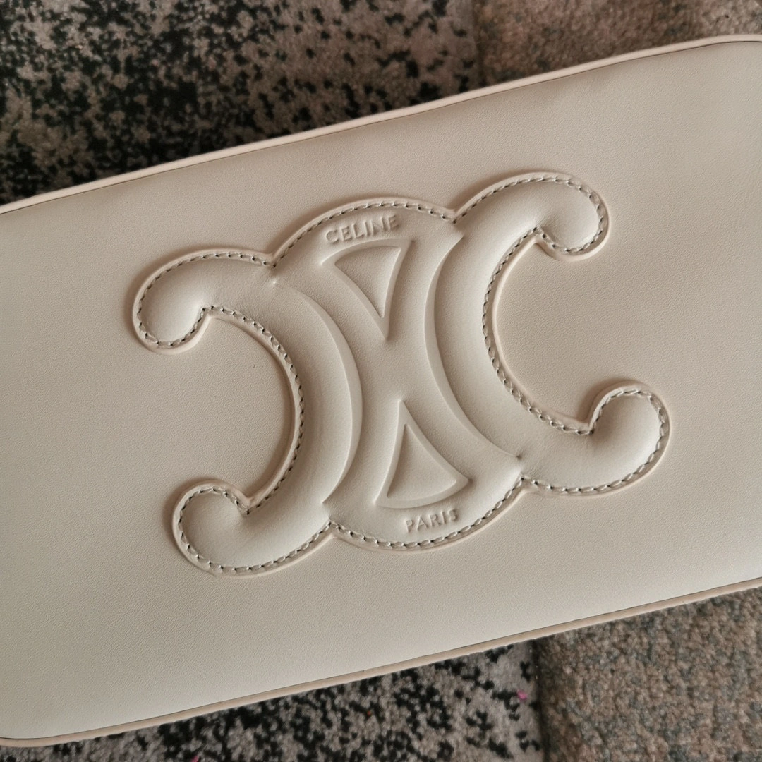 MOMO- high quality version 199183DU3-01BC cowhide item：B-B000I1408C