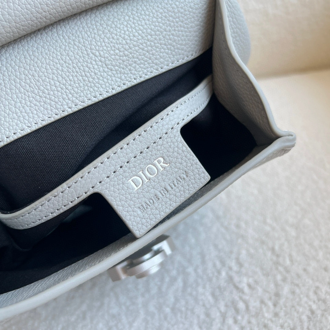 MOMO- high quality version 1ADBO022YMJ-H810 Gallop item：B-B063L0806C