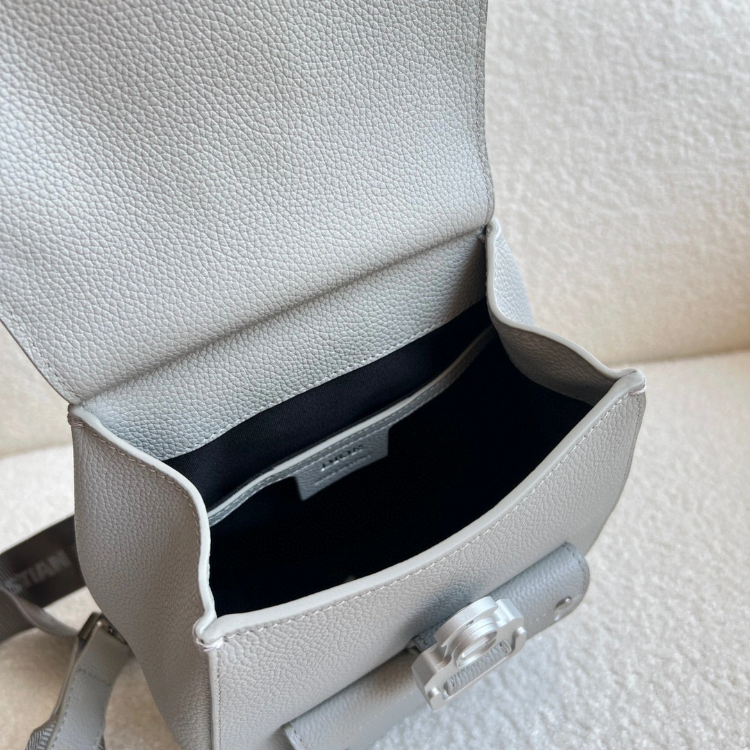 MOMO- high quality version 1ADBO022YMJ-H810 Gallop item：B-B063L0806C