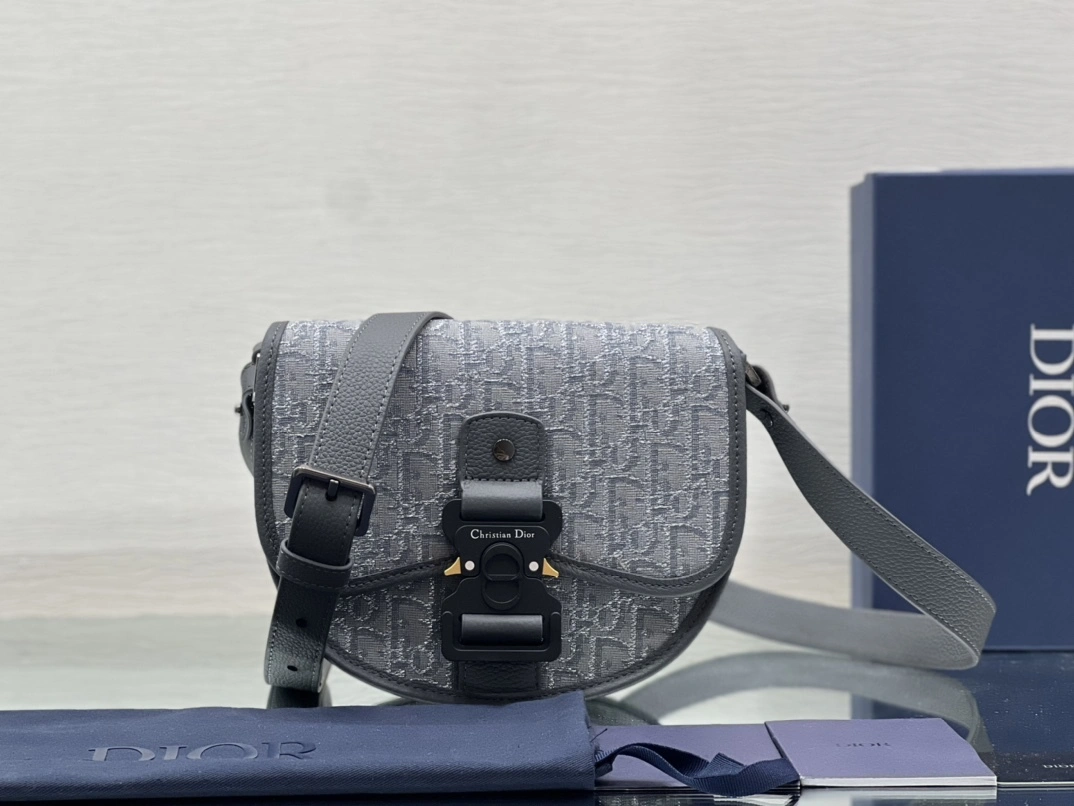MOMO- high quality version 1ADPO033DOS-H30Q Gallop item：C-B109C1704C