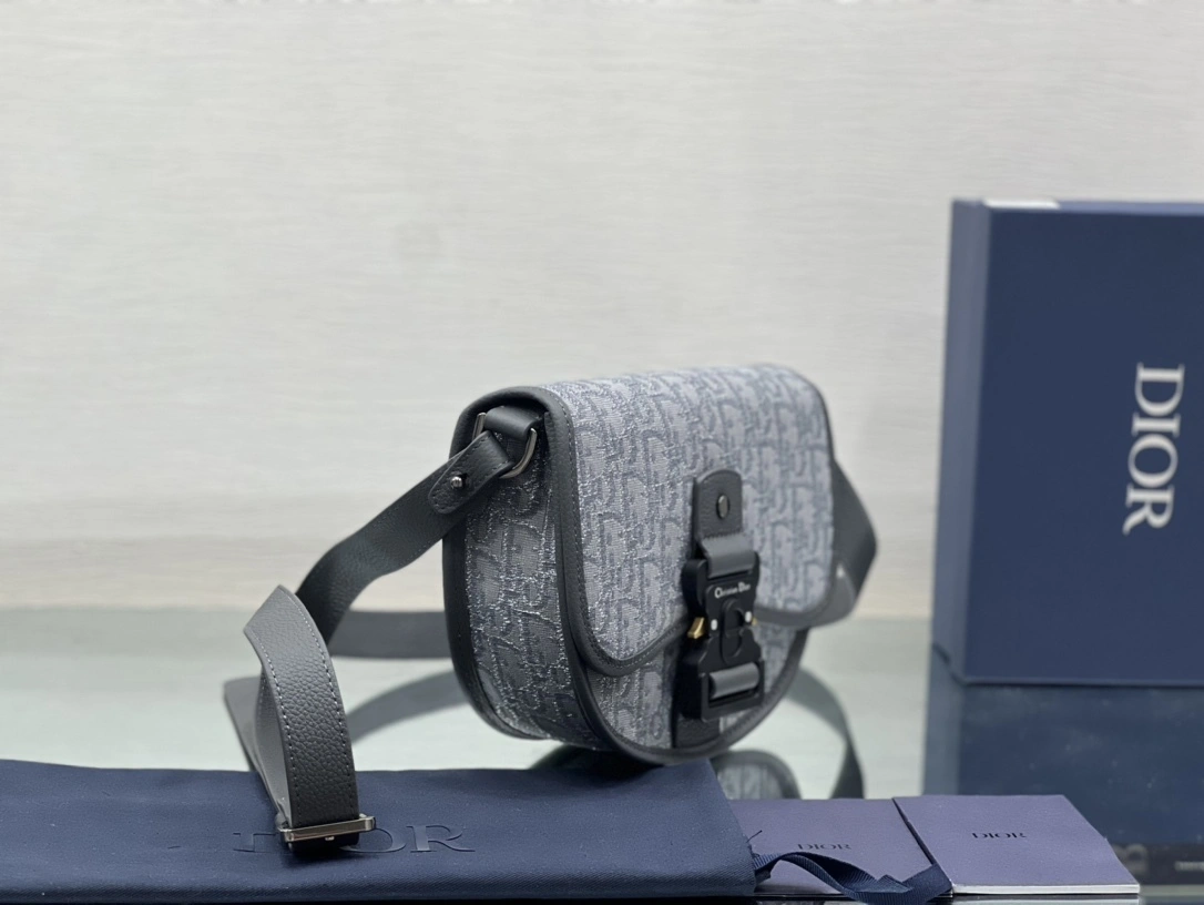 MOMO- high quality version 1ADPO033DOS-H30Q Gallop item：C-B109C1704C