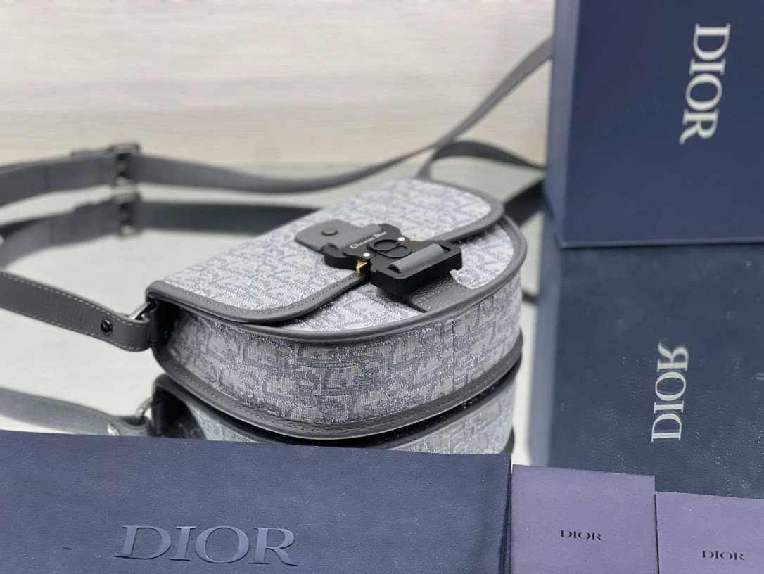 MOMO- high quality version 1ADPO033DOS-H30Q Gallop item：C-B109C1704C