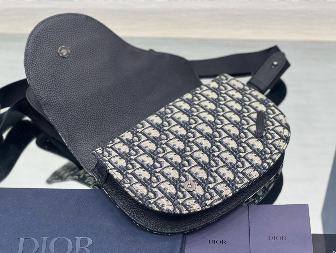 MOMO- high quality version 1ADPO044YKY-H27E item：C-B109A0908C