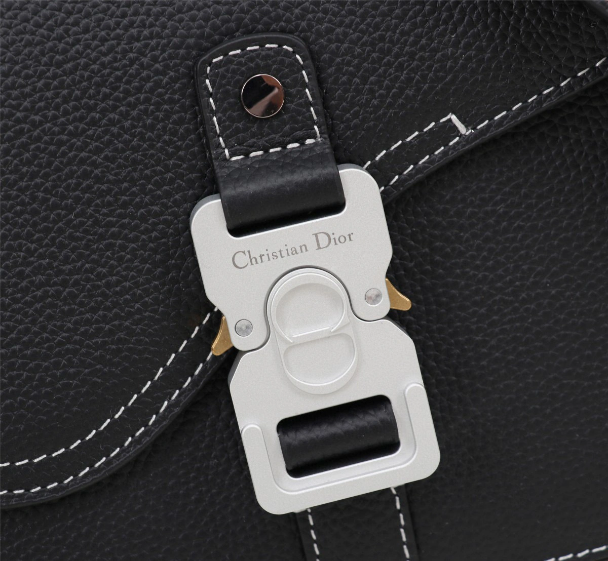 MOMO- high quality version 1ADPO049YKK-H00N item：B-B000J1804C
