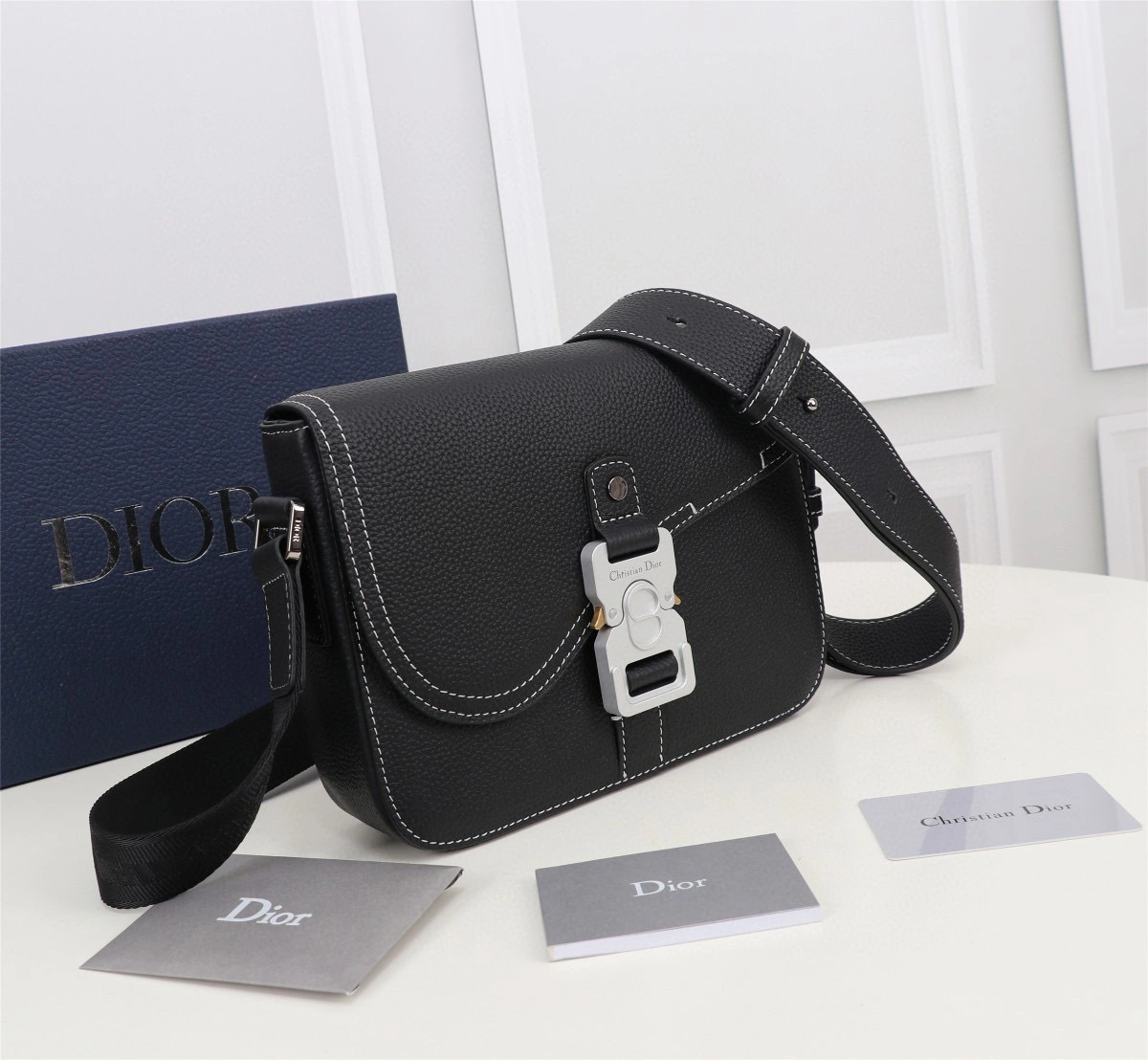 MOMO- high quality version 1ADPO049YKK-H00N item：B-B000J1804C