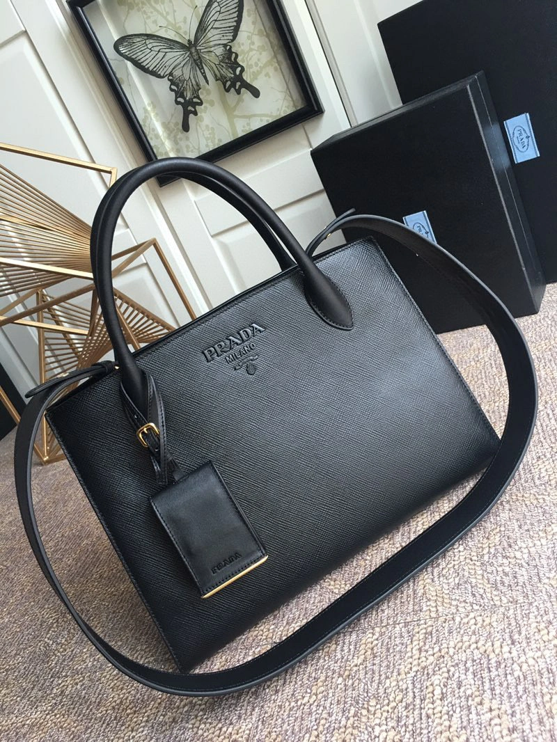MOMO- high quality version 1BA155-2ERX-F0632-V-OOO cowhide item：C-B563A1020C