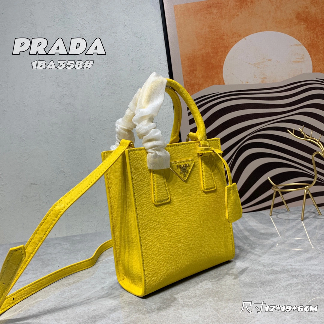 MOMO- high quality version 1BA358-NZV-F0377 Saffiano cowhide item：B-B008K0821C