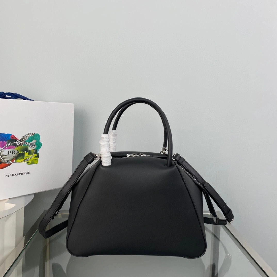 &MOMO- high quality version 1BA366_2DDJ_F0002_V_OOO calfskin item：B-B063J2108C