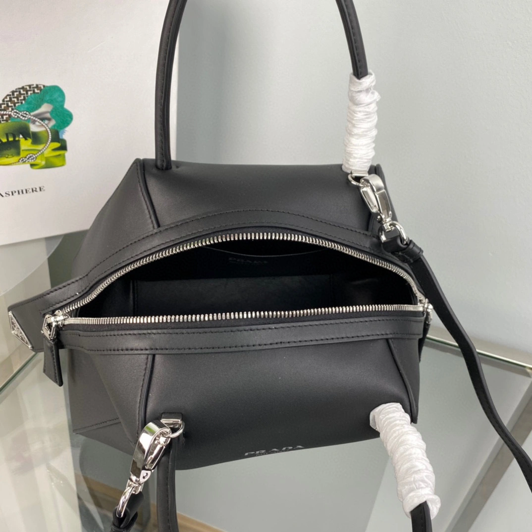&MOMO- high quality version 1BA366_2DDJ_F0002_V_OOO calfskin item：B-B063J2108C