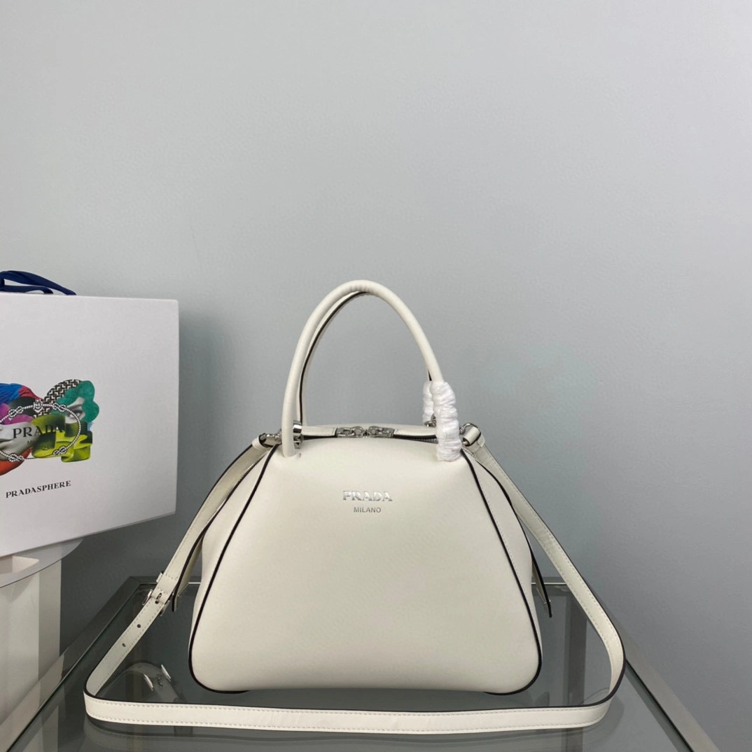 &MOMO- high quality version 1BA366_2DDJ_F0009_V_OOO calfskin item：B-B063J2110C