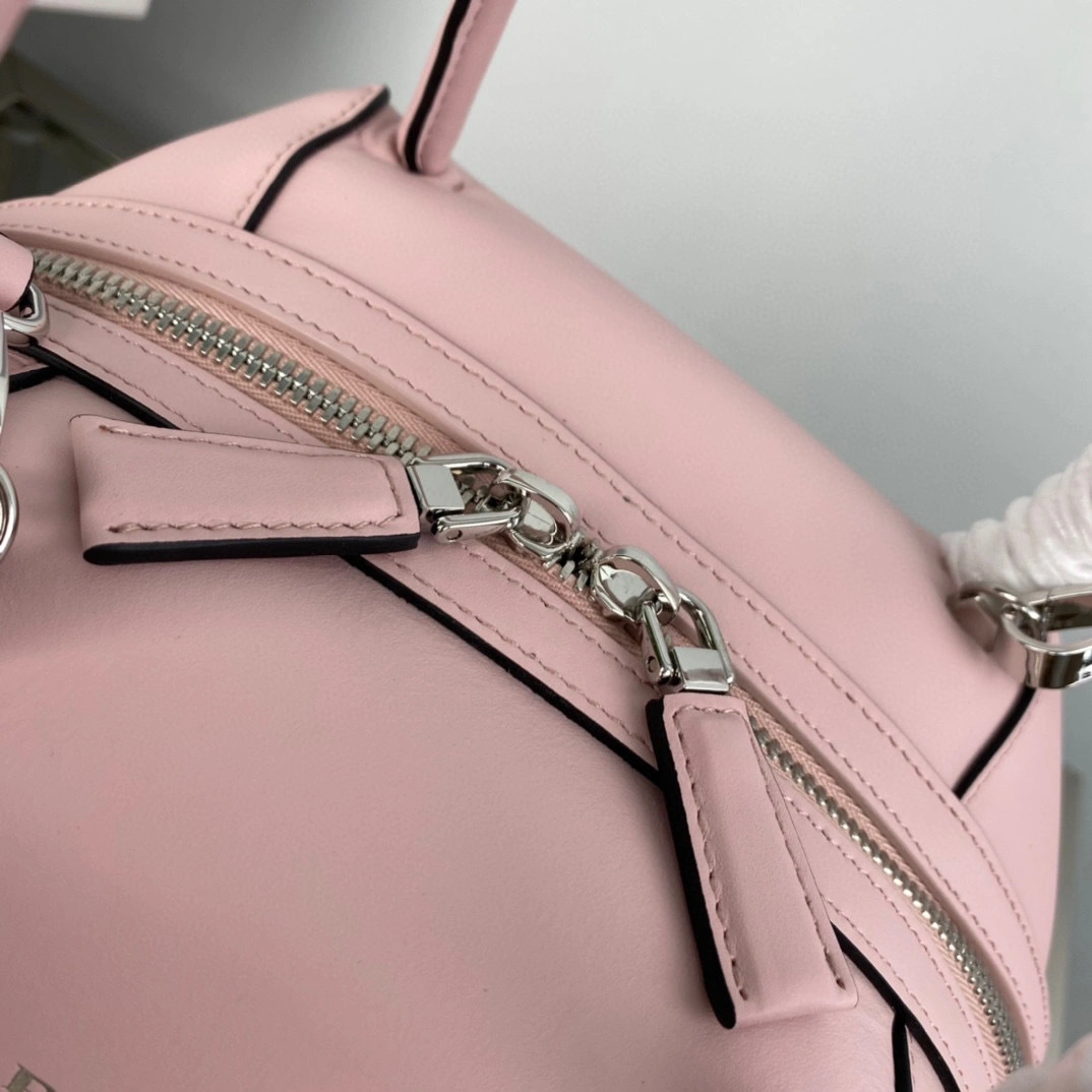 MOMO- high quality version 1BA366_2DDJ_F0E18_V_OOO calfskin item：B-B063J2109C