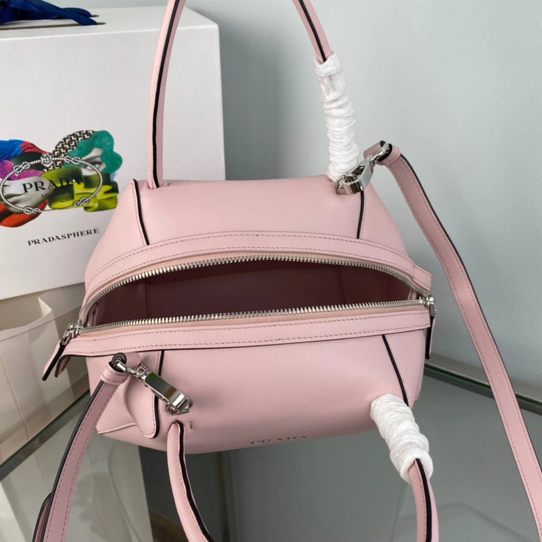 MOMO- high quality version 1BA366_2DDJ_F0E18_V_OOO calfskin item：B-B063J2109C