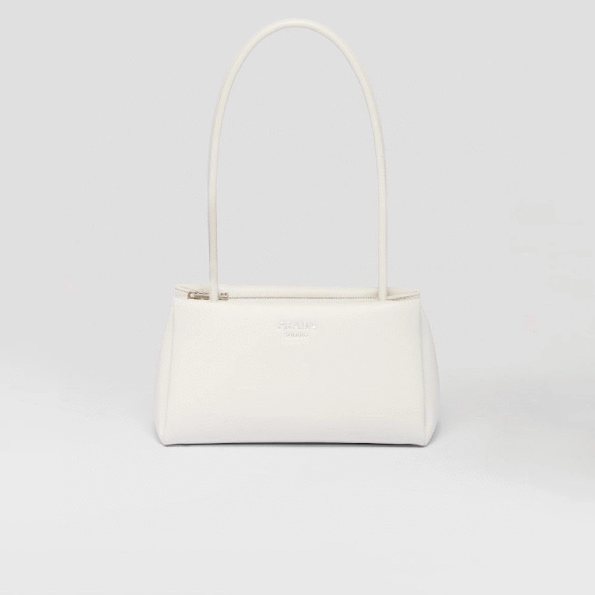 MOMO- high quality version 1BA368_2DDJ_F0009_V_OOO calfskin item：B-B000H0821C