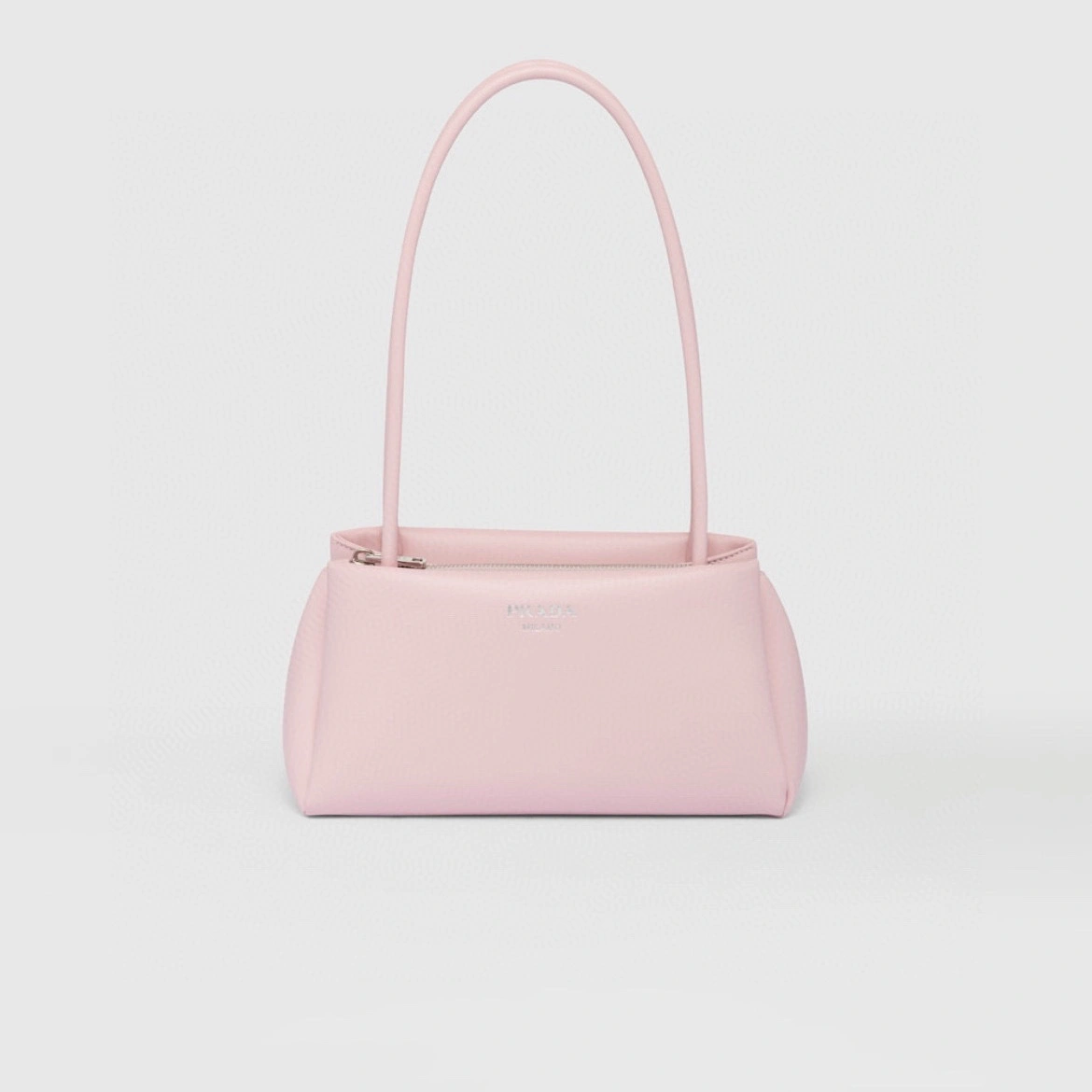 MOMO- high quality version 1BA368_2DDJ_F0E18_V_OOO calfskin item：B-B000H0820C