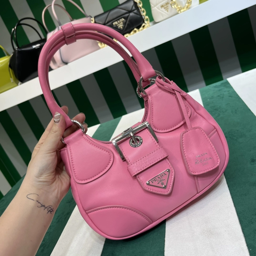 MOMO- high quality version 1BA381_2DYI_F0410_V_OOM Moon Bag item：C-B000D0416C