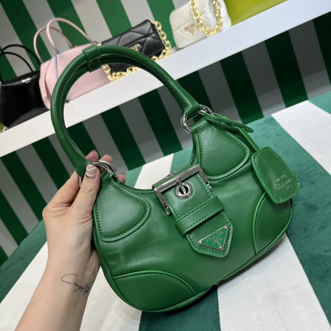 MOMO- high quality version 1BA381_2DYI_F0458_V_OOM Moon Bag item：C-B000D0419C