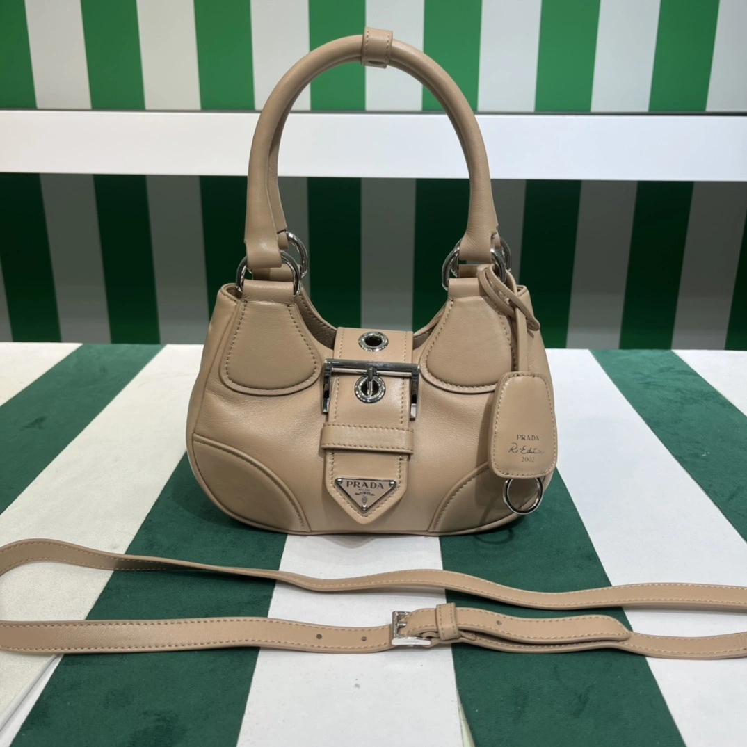 MOMO- high quality version 1BA381_2DYI_F098L_V_OOM Moon Bag item：C-B000D0415C