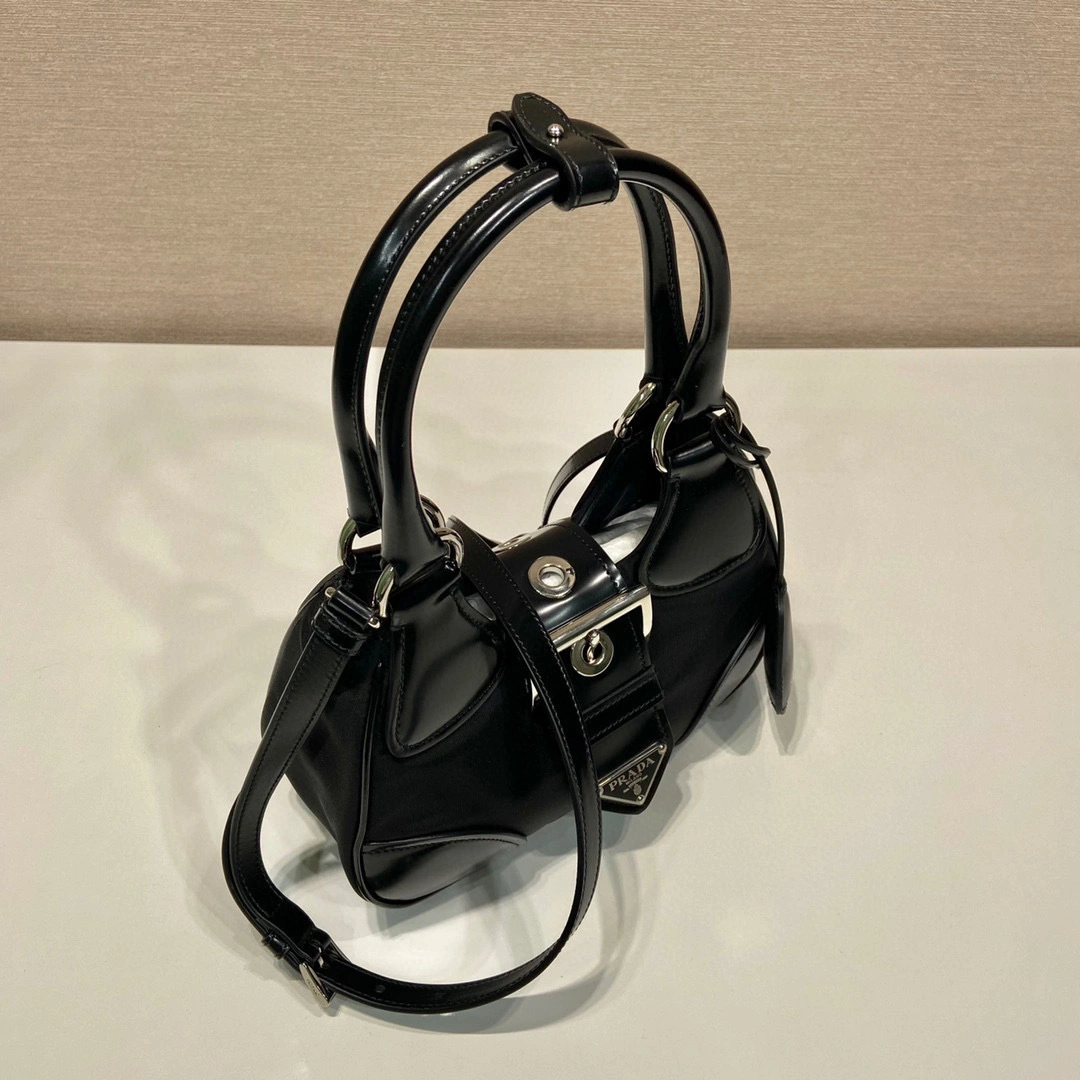 MOMO- high quality version 1BA381_R789_F0002_V_OOM Moon nylon item：B-B000K2706C