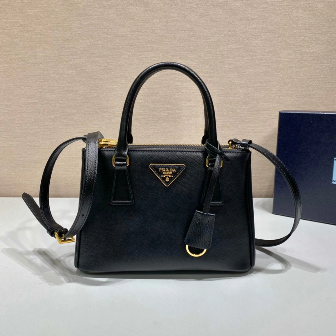 MOMO- high quality version 1BA896-NZV-F0002 cowhide item：B-B000K2715C