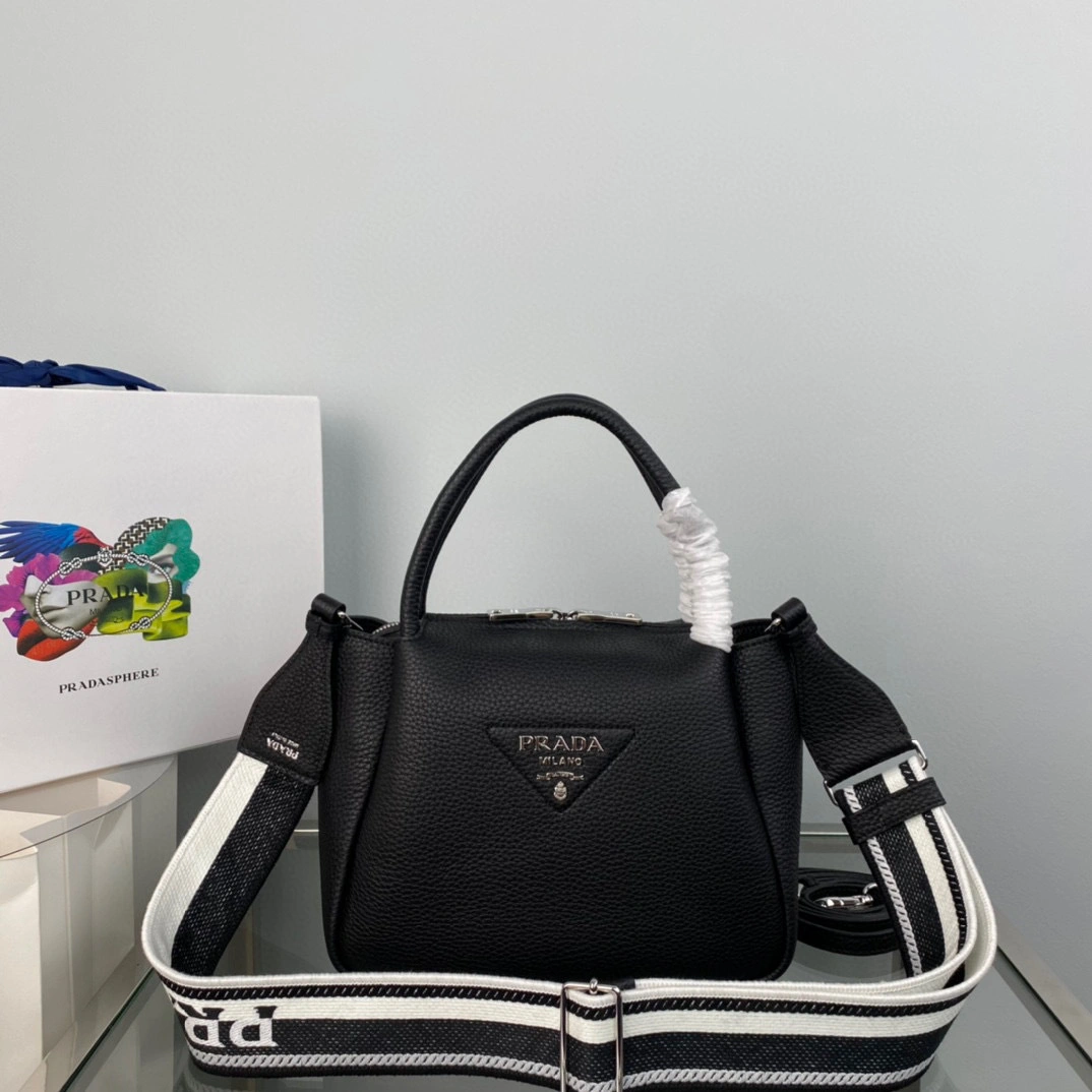 MOMO- high quality version 1BC145_2DKV_F0002_V_3OO cowhide item：B-B063K0919C