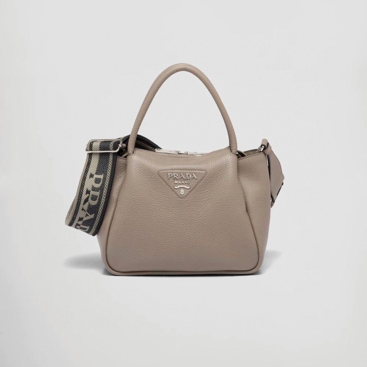 MOMO- high quality version 1BC145_2DKV_F0572_V_3OO cowhide item：B-B164K0918C