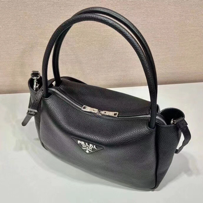 MOMO- high quality version 1BC170_2DKV_F0002_V_3OO cowhide item：B-B164I2210C