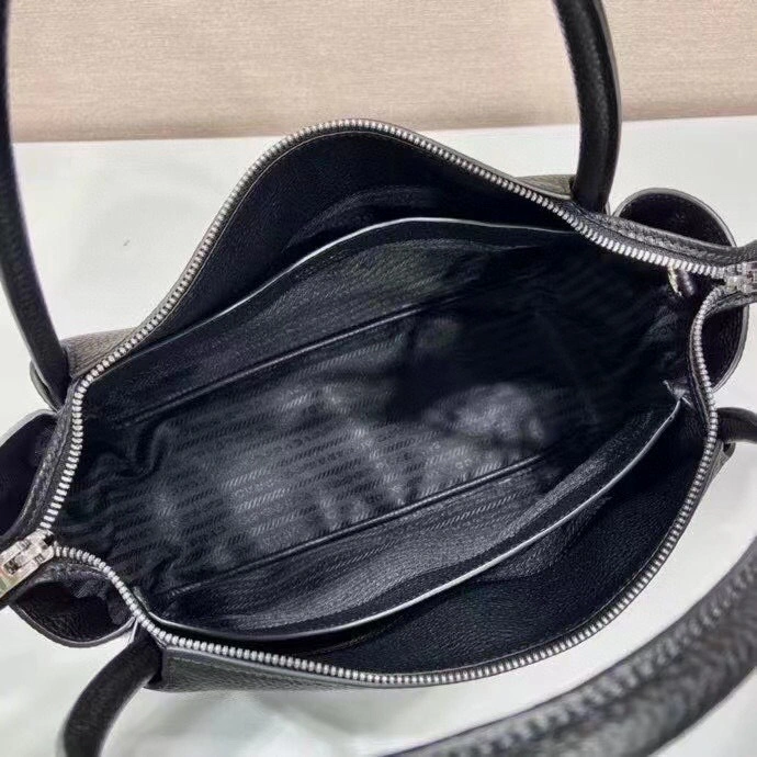 MOMO- high quality version 1BC170_2DKV_F0002_V_3OO cowhide item：B-B164I2210C