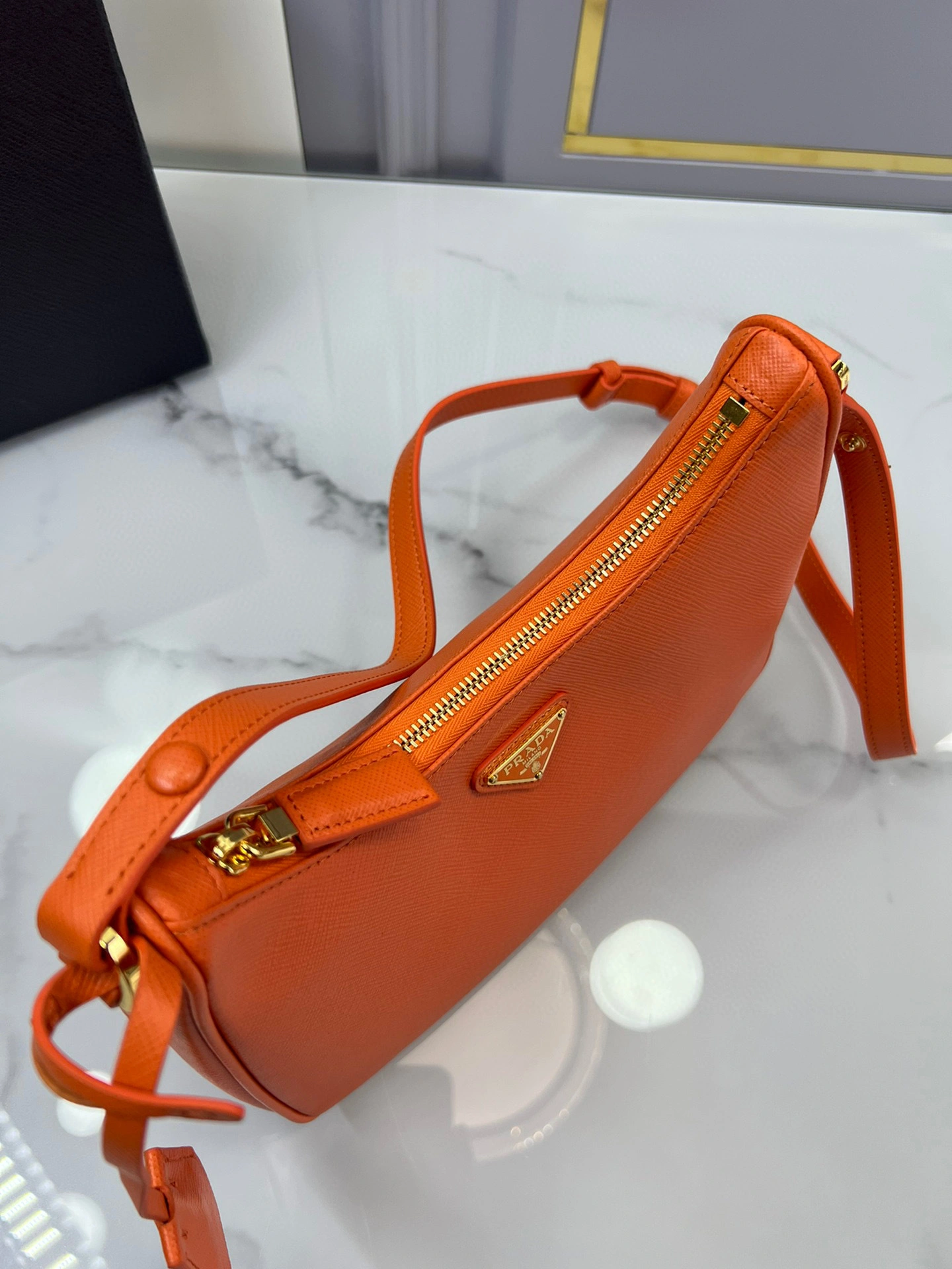 MOMO- high quality version 1BC204_NZV_F0S2G_V_JOO item：B-B000K0705C