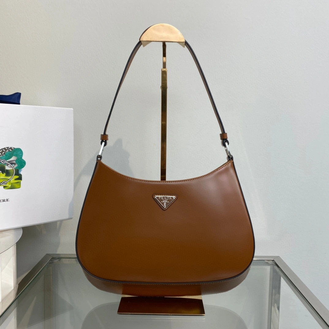 MOMO- high quality version 1BC499_ZO6_F02TX_V_OOO calfskin item：B-B000J2012C