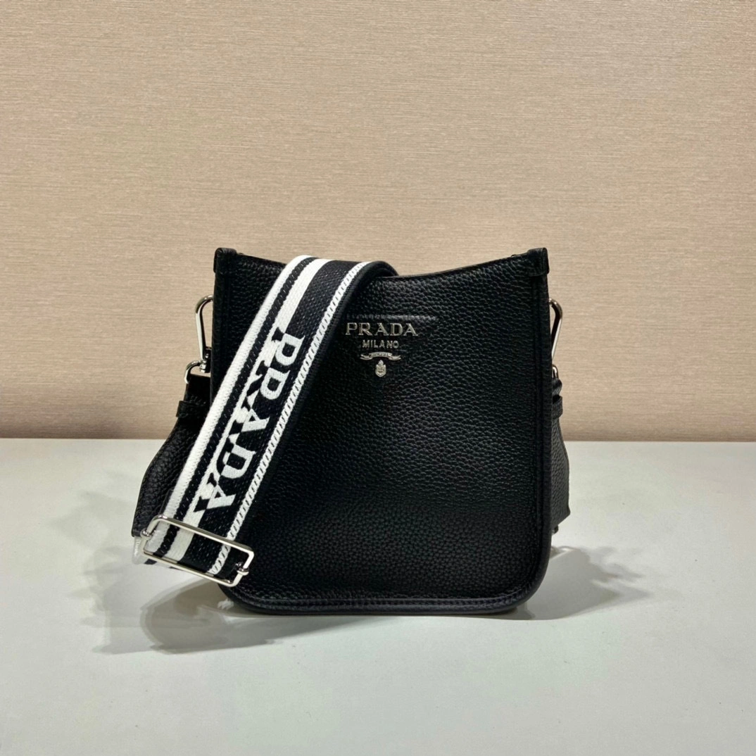 MOMO- high quality version 1BH191_2DKV_F0002_V_3OO tote item：B-B050L3018C