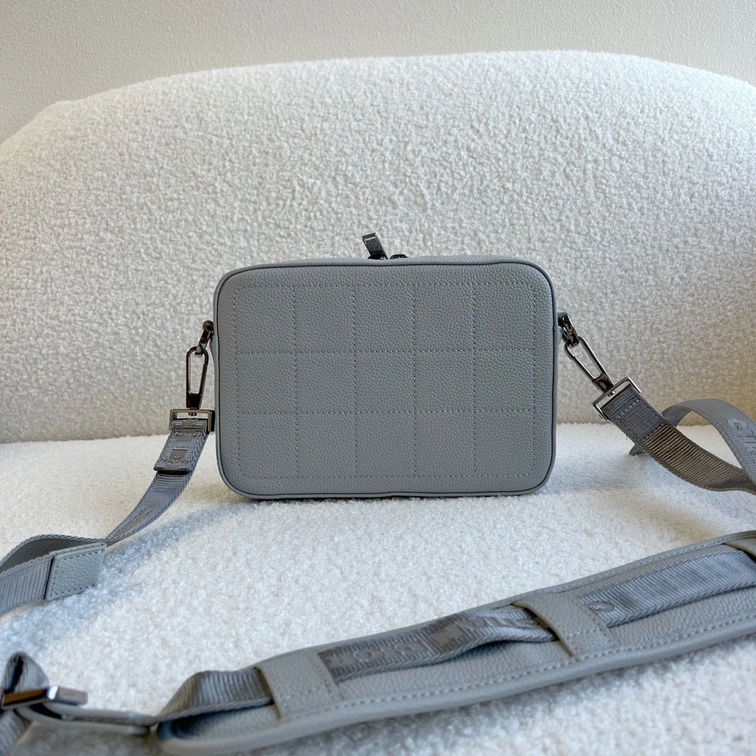 MOMO- high quality version 1ESPO206NFS-H62Q Safari item：B-B063L0712C