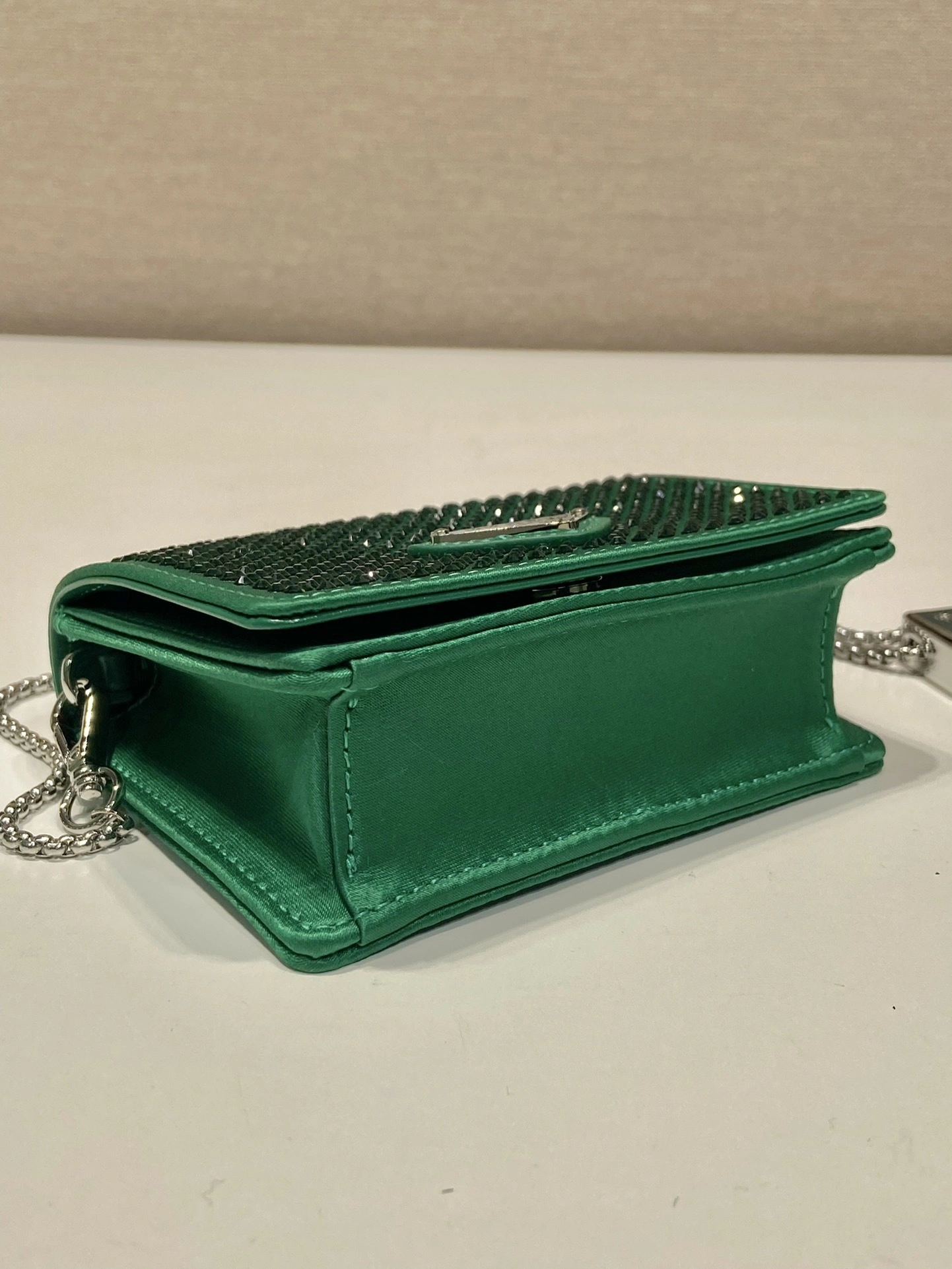MOMO- high quality version 1MR024_2AWL_F0458 item：C-B563D0406C