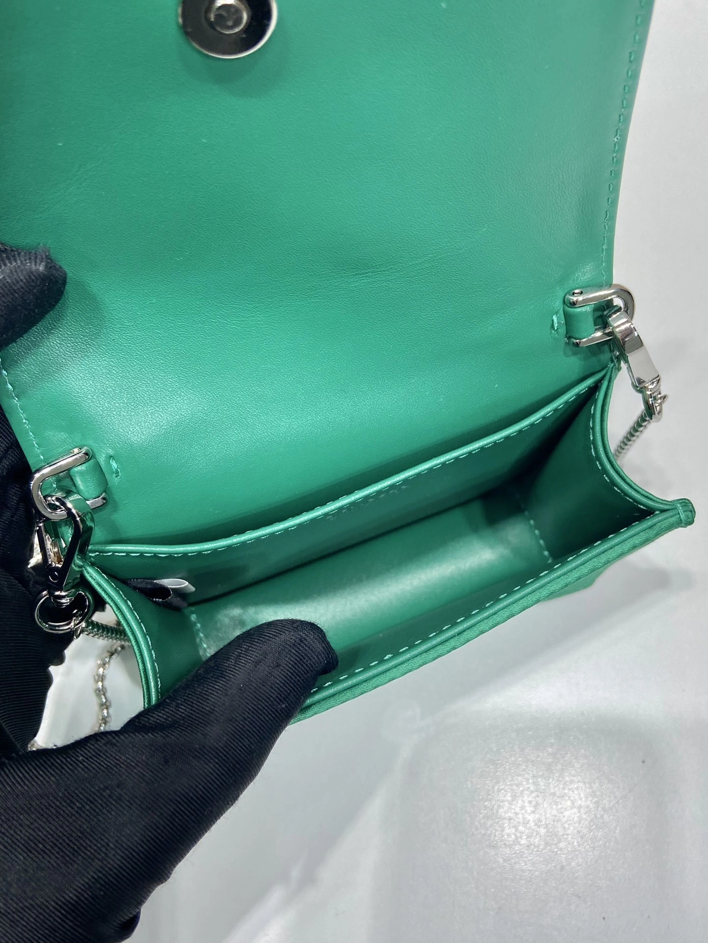 MOMO- high quality version 1MR024_2AWL_F0458 item：C-B563D0406C