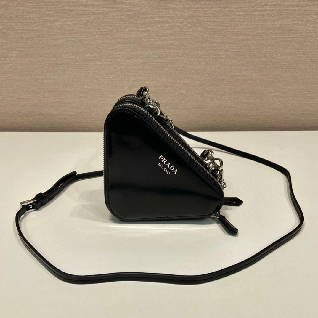 MOMO- high quality version 1NR015_2AWL_F0T7O item：C-B563A1308C