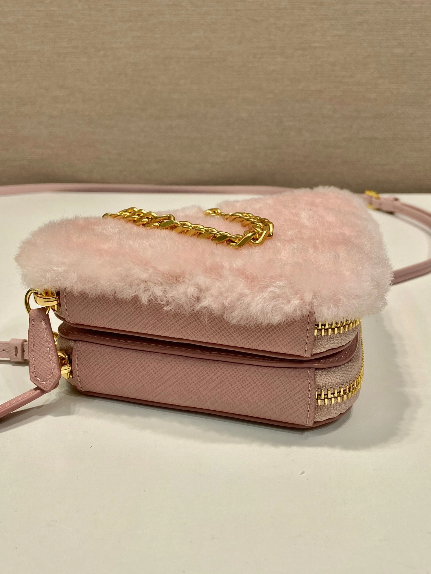 MOMO- high quality version 1NR015_2ECY_F0615 item：C-B563A1310C