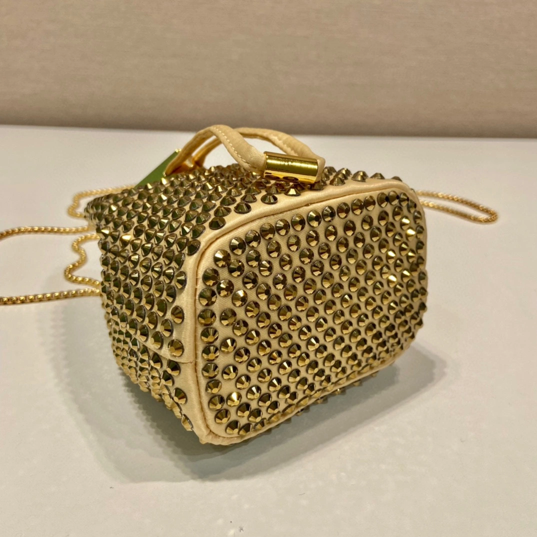 MOMO- high quality version 1NR016_2AWL_F0522 mini item：C-B563A1315C