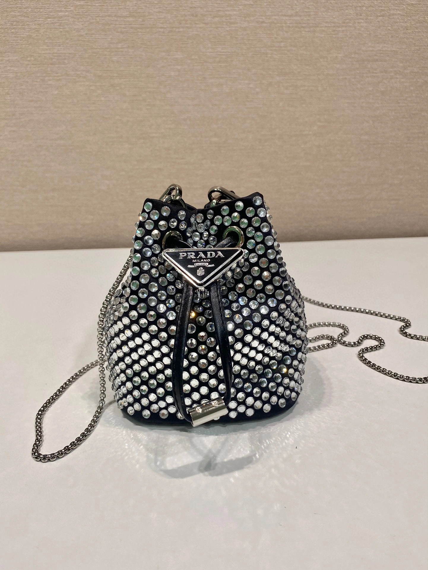 MOMO- high quality version 1NR016_2AWL_F0T7O mini item：C-B563A1314C