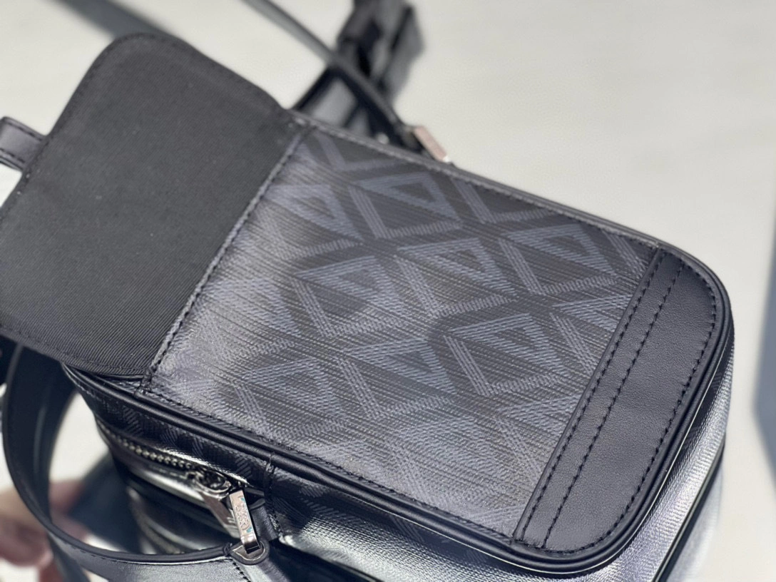MOMO- high quality version 2ESCA415CDP-H43E Hit the Road item：C-B050A0413C