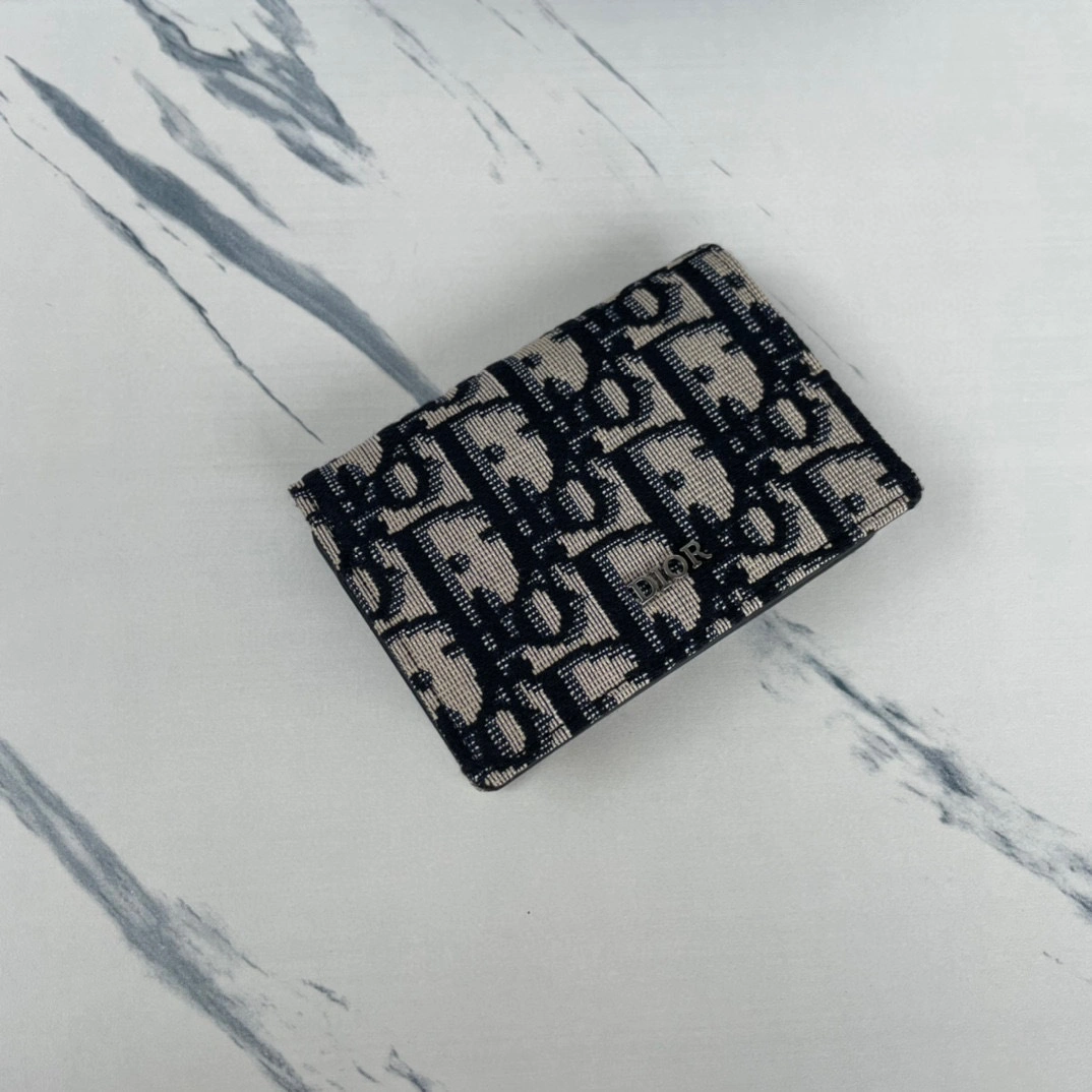 &MOMO- high quality version 2ESCH136YSE-H05E cowhide item：C-B109A0921C