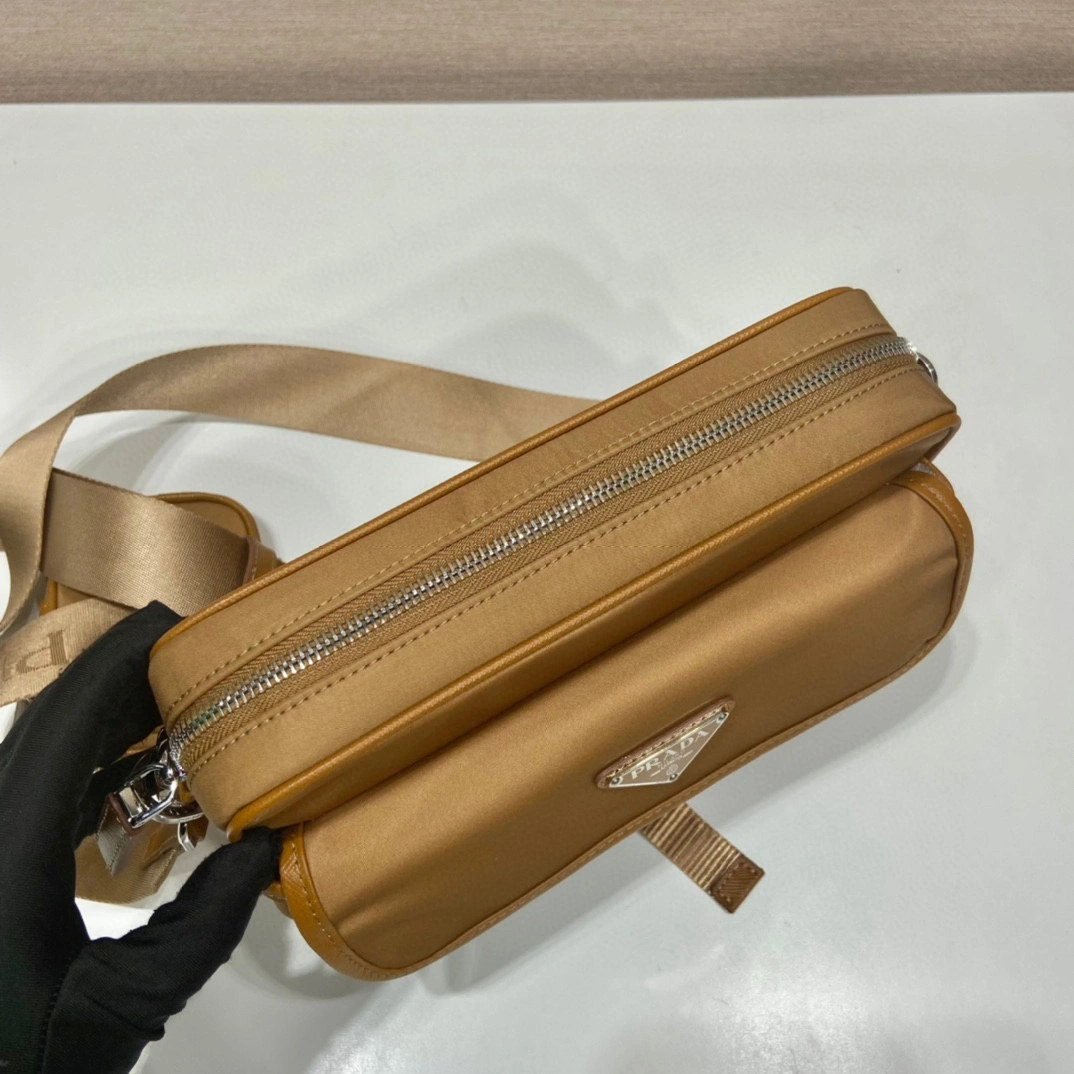 MOMO- high quality version 2VH133_2DMH_F0005_V_XMP nylon item：B-B564K2712C