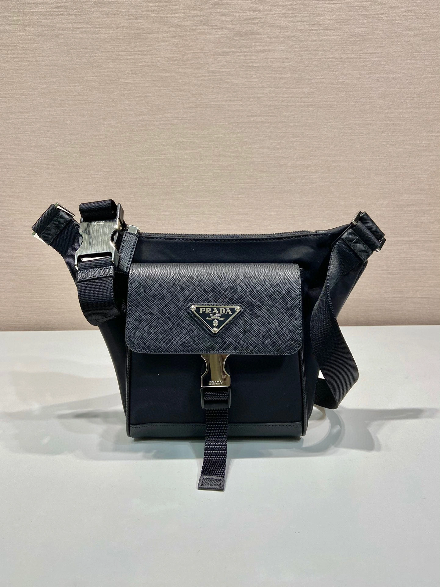 &MOMO- high quality version 2VH160_2DMH_F0002_V_OOO Re-Nylon item：C-B563A1323C