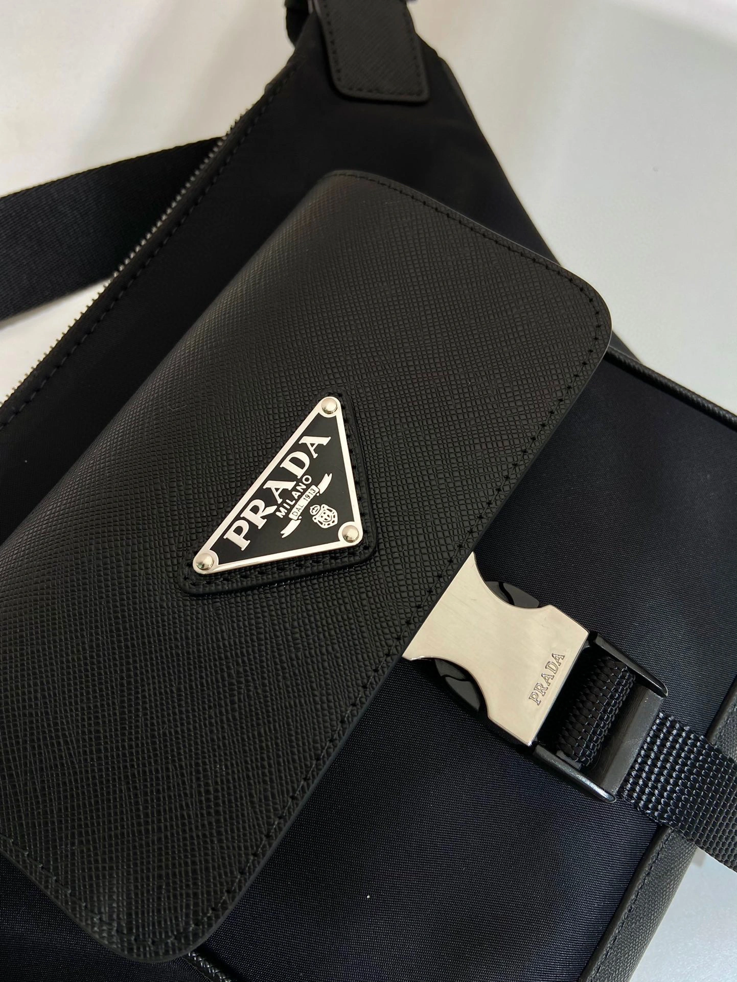 &MOMO- high quality version 2VH160_2DMH_F0002_V_OOO Re-Nylon item：C-B563A1323C