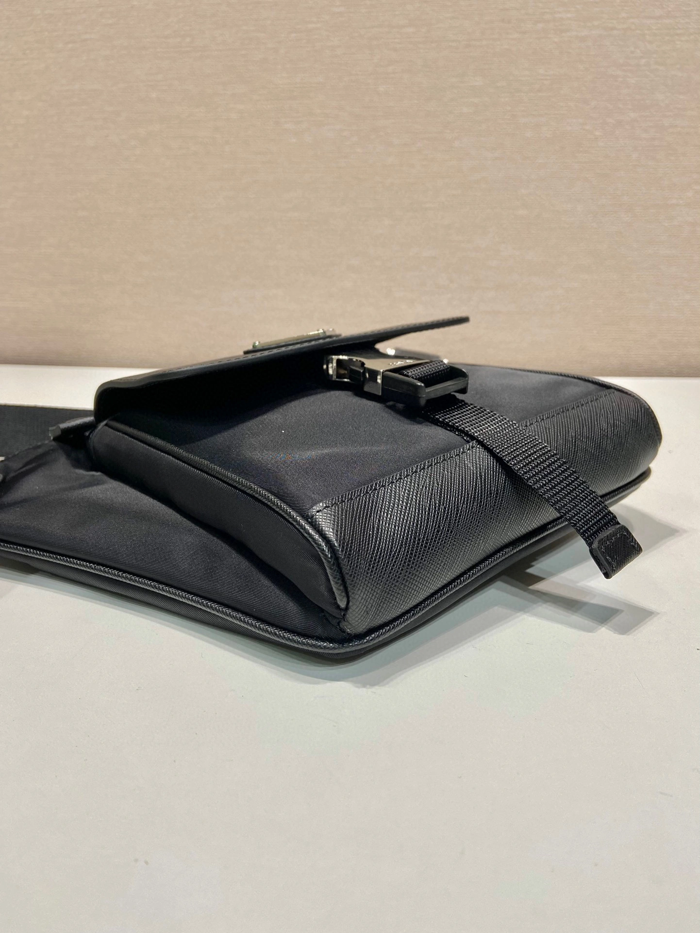 &MOMO- high quality version 2VH160_2DMH_F0002_V_OOO Re-Nylon item：C-B563A1323C
