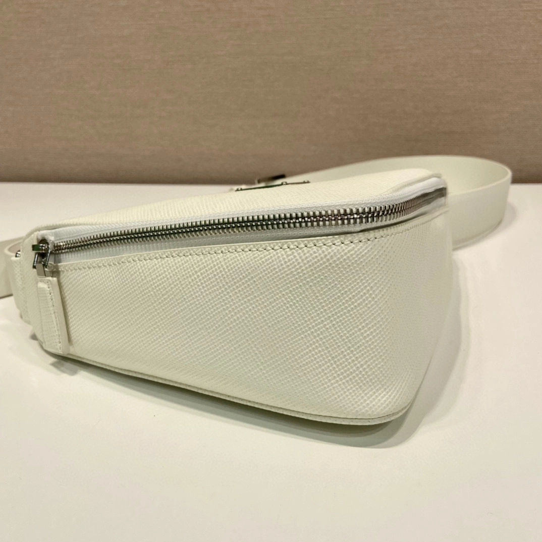 MOMO- high quality version 2VL039_2FAD_F0009_V_OOO cowhide item：B-B563J2007C