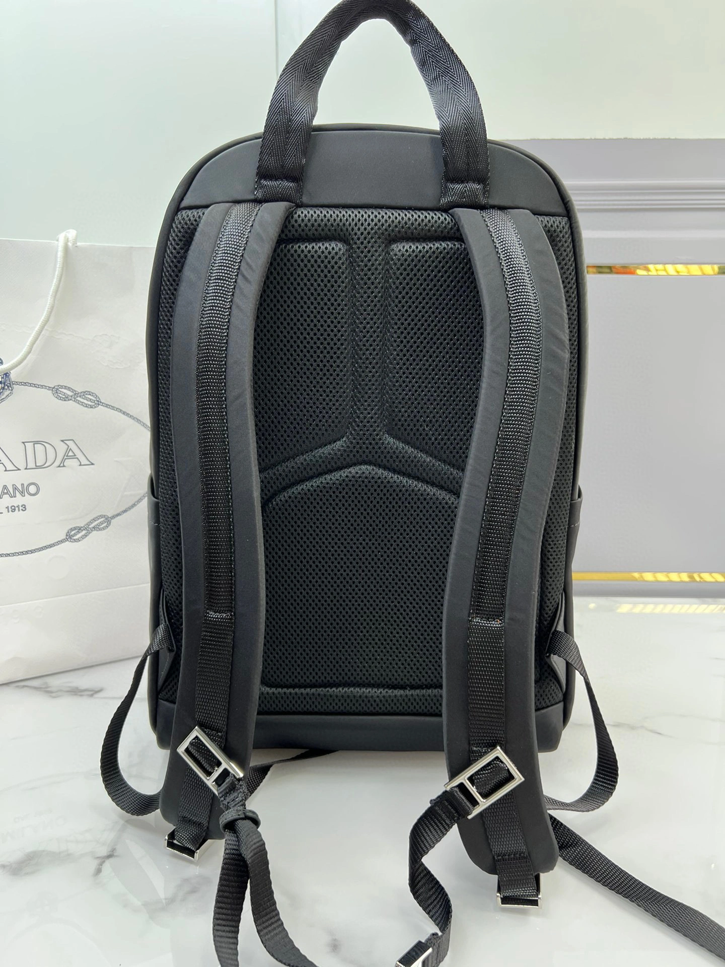 MOMO- high quality version 2VZ085-2DUG-F0002-V-OOO nylon item：B-B063K1020C