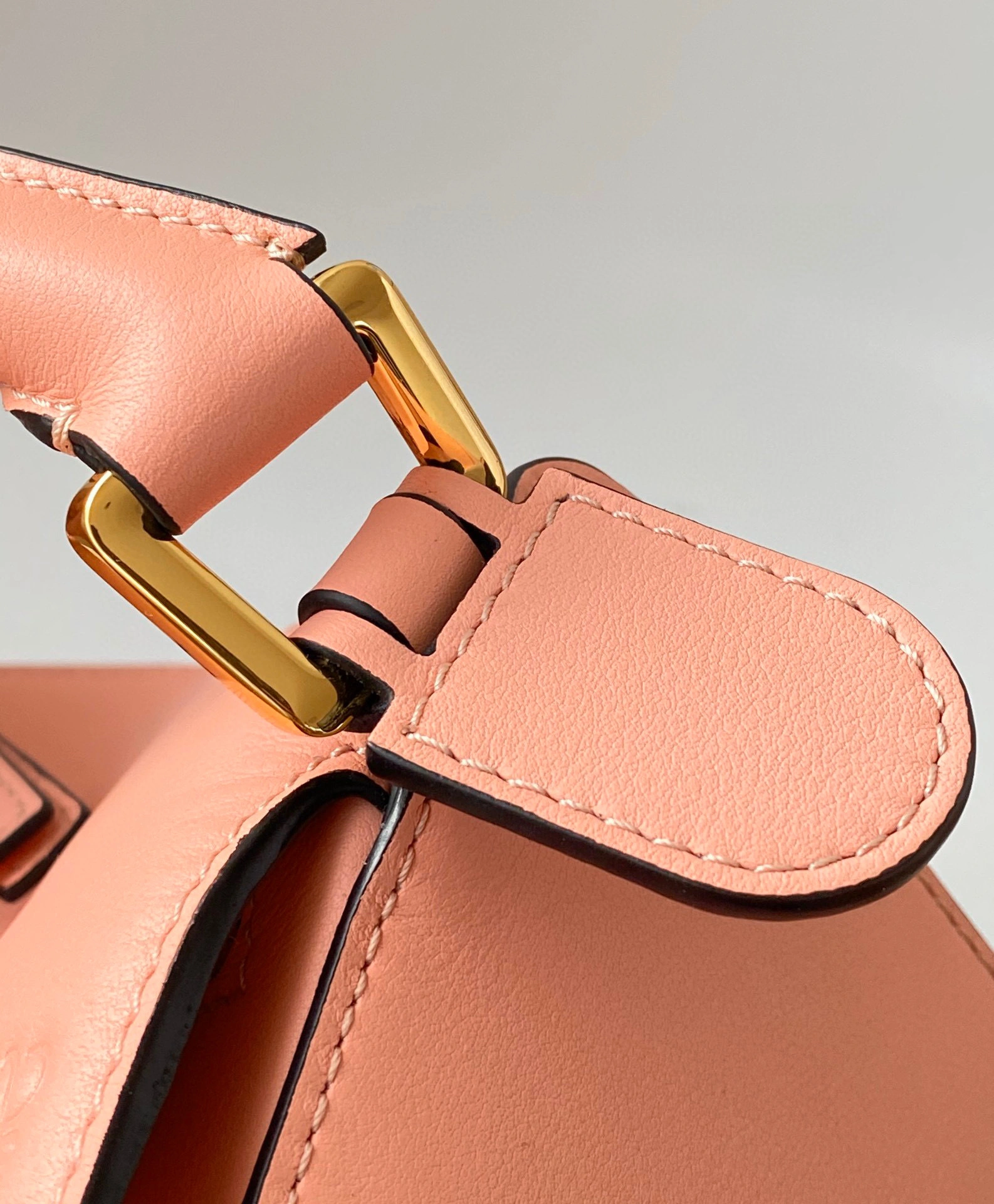 MOMO- high quality version 32230S21-7795 calfskin item：B-B063I1804C