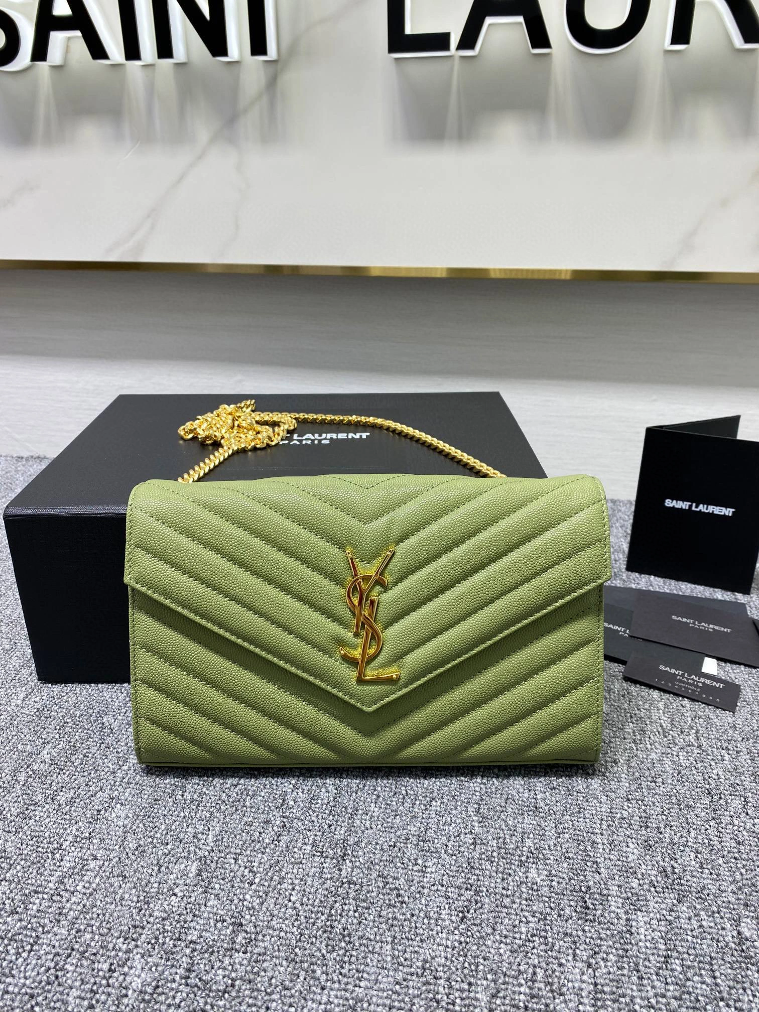 &MOMO- high quality version 377828-BOW01-3316 item：B-B000G2904C