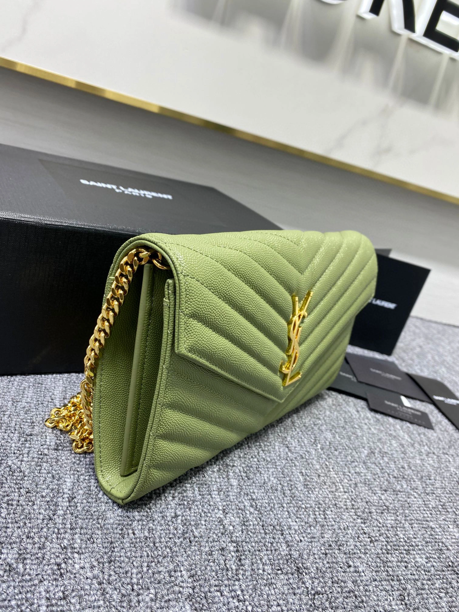 &MOMO- high quality version 377828-BOW01-3316 item：B-B000G2904C