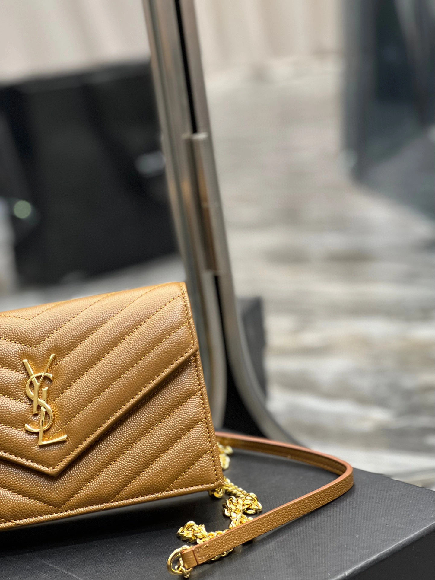 MOMO- high quality version 393953-BOW01-2516 woc cowhide item：B-B597I0926C